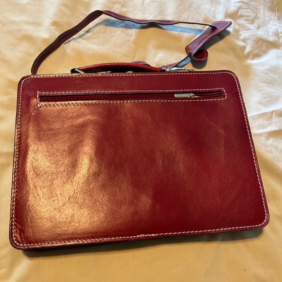 Purse - Picture 3 of 3